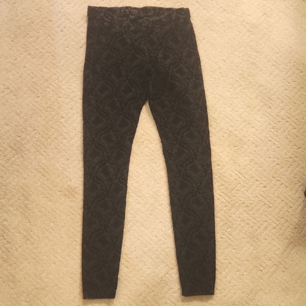 Elegant Black Patterned Women's Leggingd